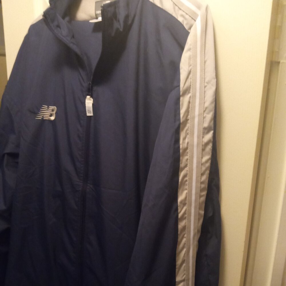 New Balance sweat suit size XXl